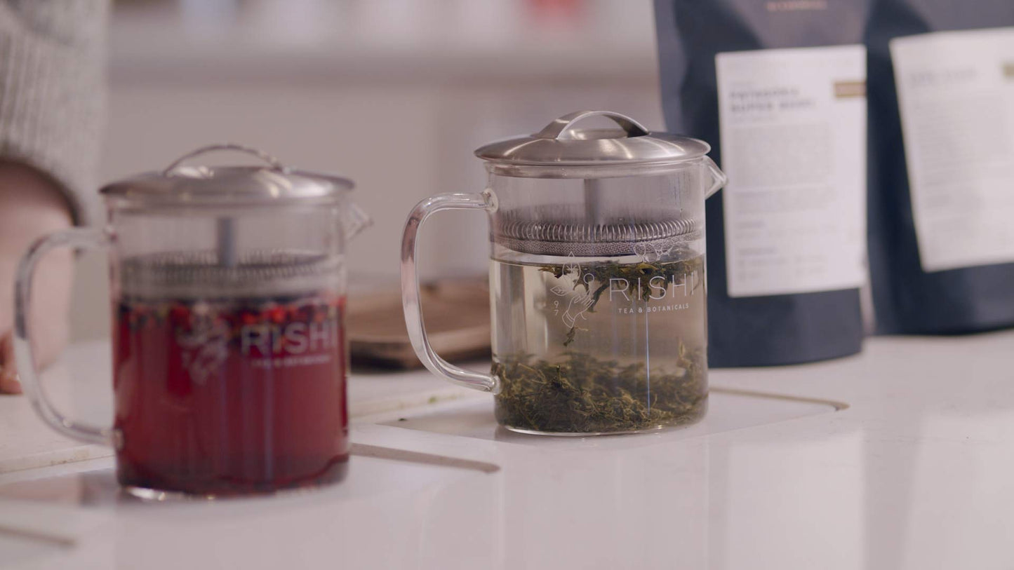 Rishi Tea China Breakfast Black Loose Leaf Tea - Organic, Robust & Caffeinated, Enjoy Hot or Iced - 4 Ounces, 12+ Servings
