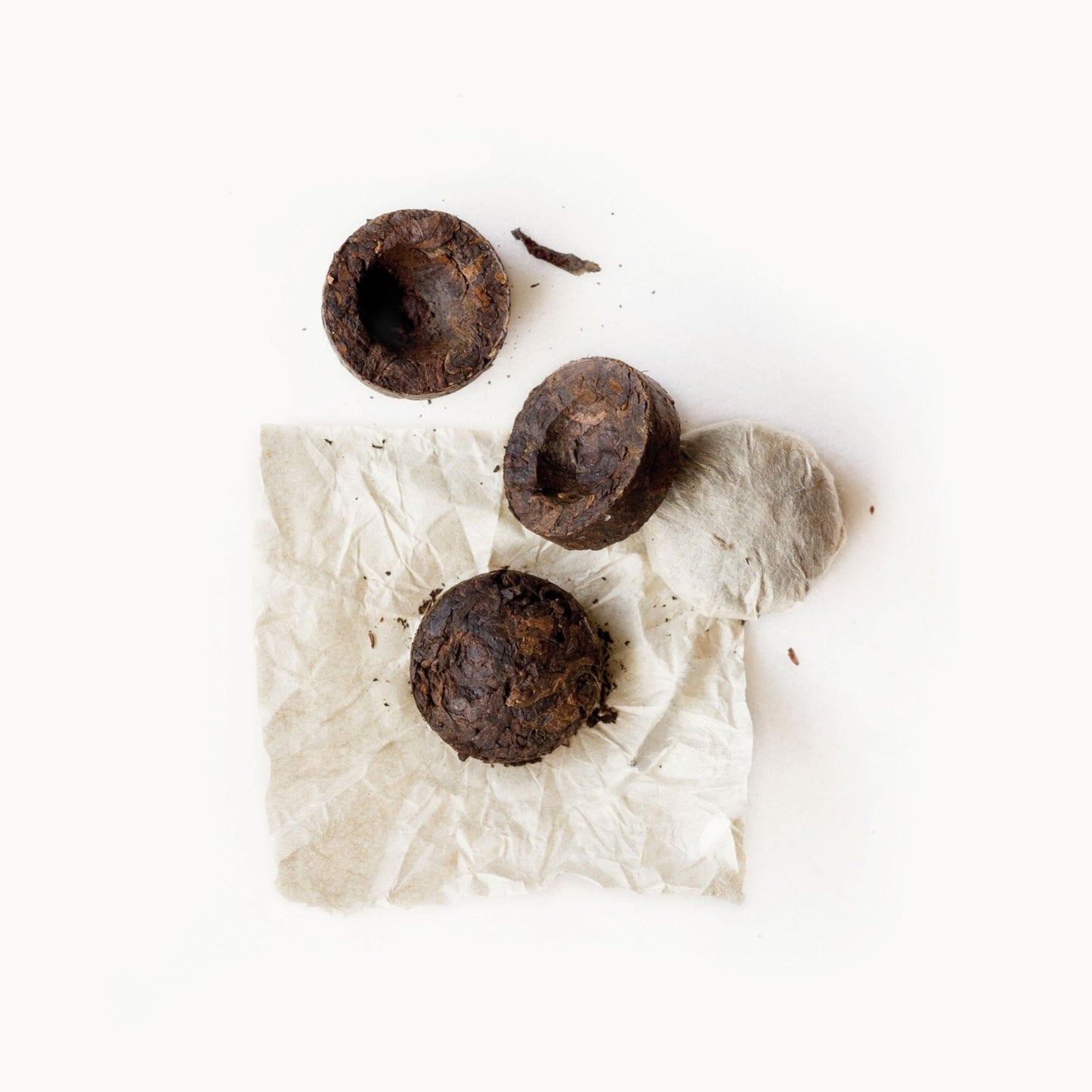Rishi Tea China Breakfast Black Loose Leaf Tea - Organic, Robust & Caffeinated, Enjoy Hot or Iced - 4 Ounces, 12+ Servings