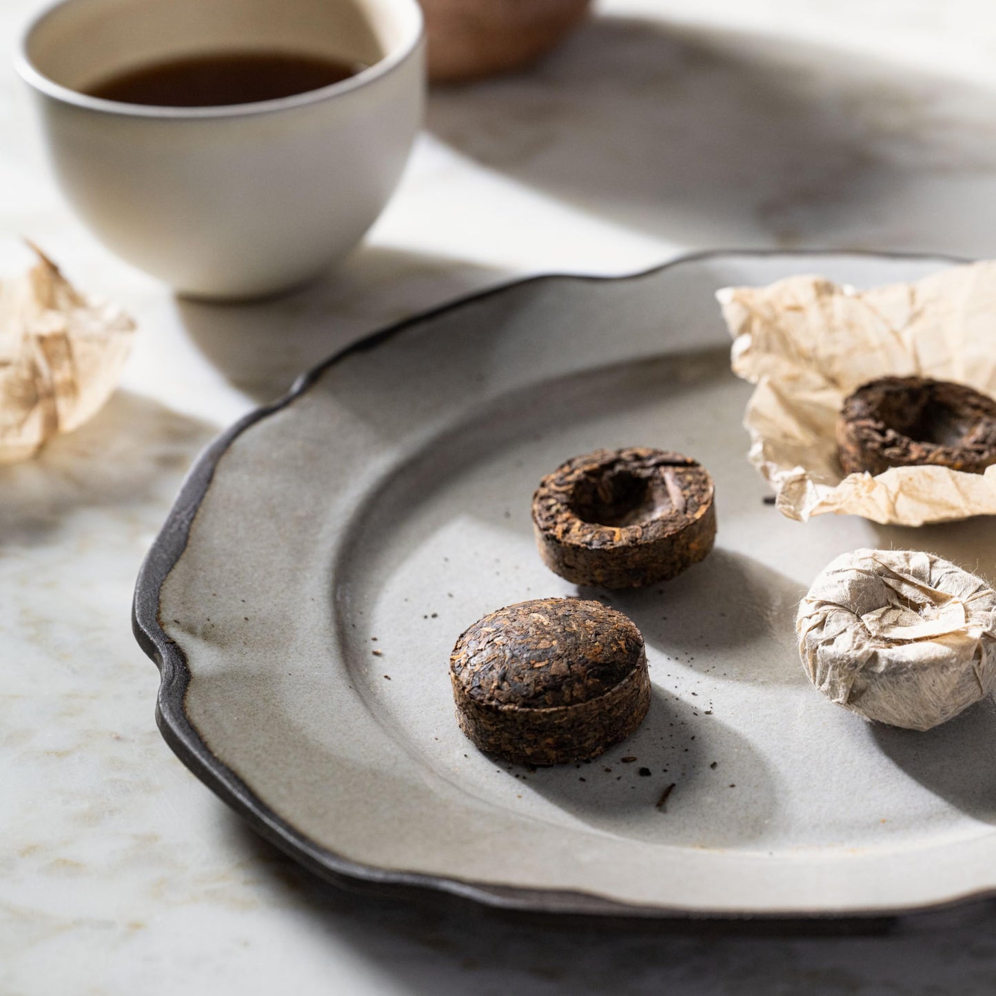 Rishi Tea China Breakfast Black Loose Leaf Tea - Organic, Robust & Caffeinated, Enjoy Hot or Iced - 4 Ounces, 12+ Servings